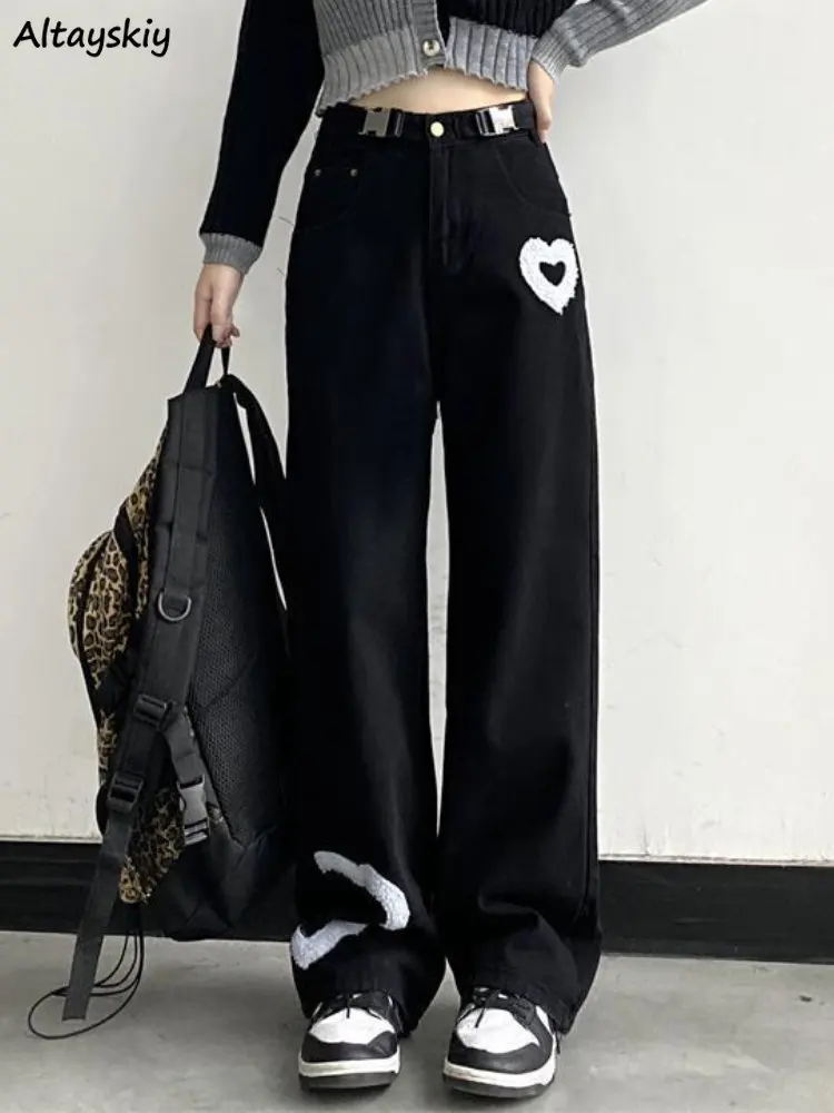 Джинсы женские винтажные Повседневные в Корейском стиле, свободные широкие брюки с сердечками, уличная одежда для студентов, модные популярные простые универсальные шикарные 
Джинсы женские винтажные Повседневные в Корейском стиле, свободные широкие брюки с сердечками, уличная одежда для студентов, модные популярные простые универсальные шикарные