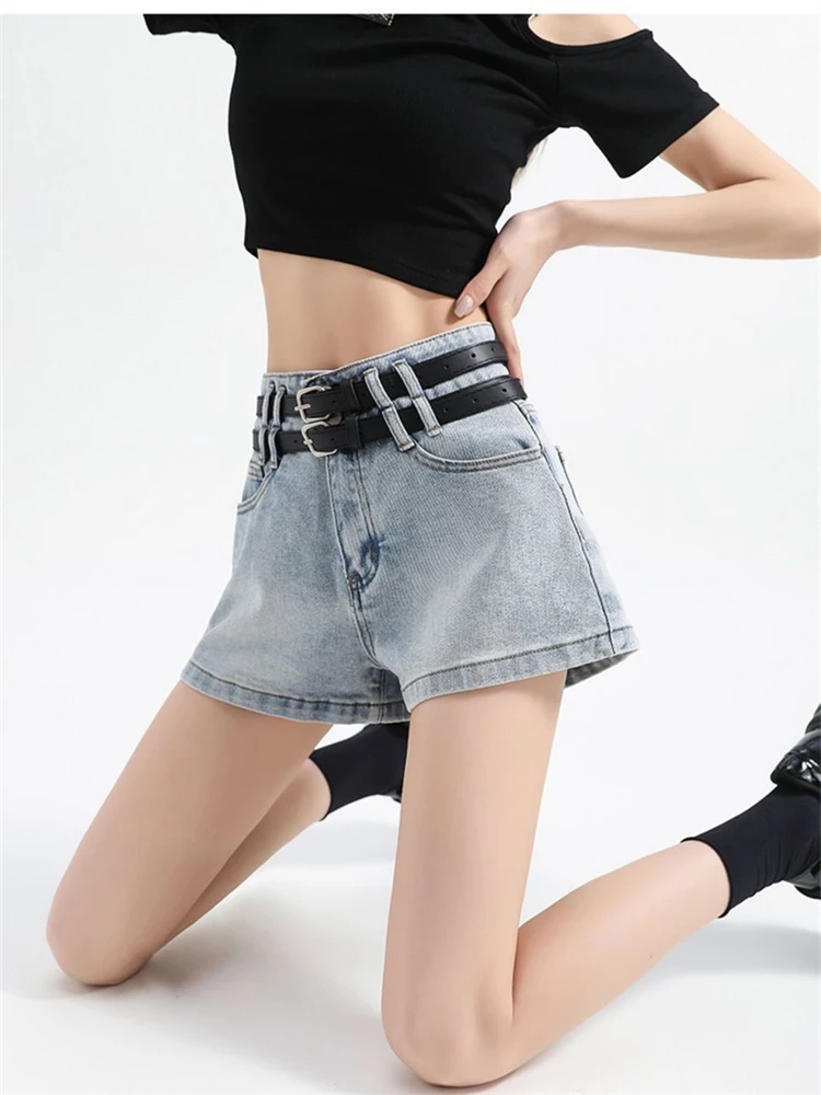 Women's Double Waist Design Thin Denim Shorts Summer Street Style Young Girl Casual Bottom Female Solid Color A-line Hot Pants
Women's Double Waist Design Thin Denim Shorts Summer Street Style Young Girl Casual Bottom Female Solid Color A-line Hot Pants