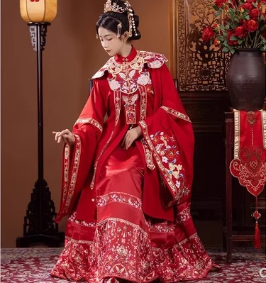 

Hanfu Bride Bridal Dresses[South Lake]Female Ming Dynasty Heavy Industry Embroidery Flower Wedding Standing Collar Cloud