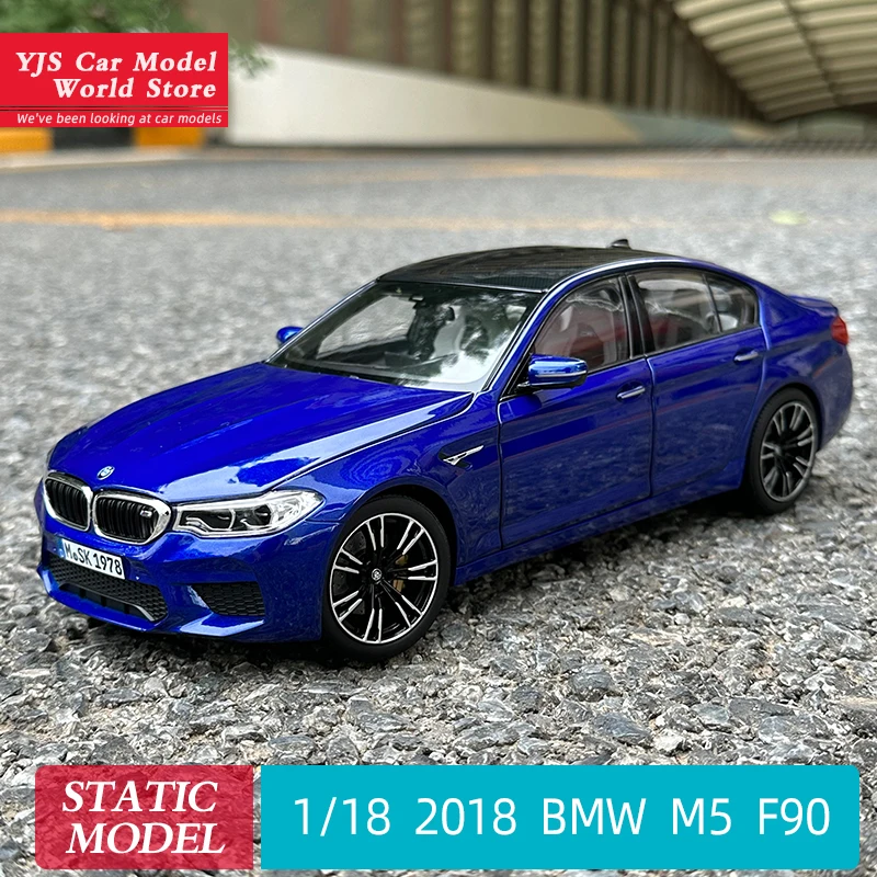 

1:18 2018 FOR BMW M5 model F90 alloy car model for boyfriend gift metal Static birthday gift collection Adult toy
