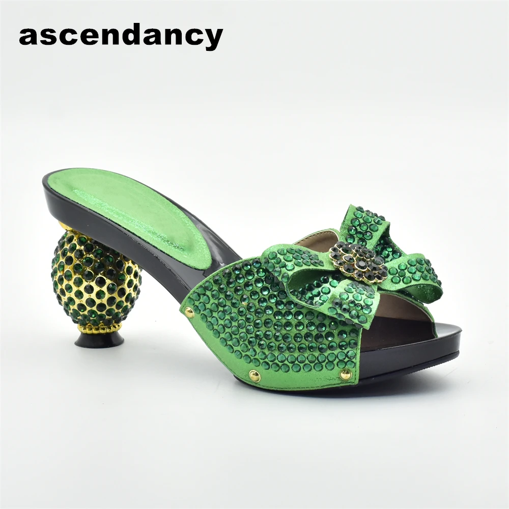 New Arrival Italian Shoe and Bag Set for Party In Women Summer High Heeled Shoes for Women Designer Shoes Women Luxury 2023
New Arrival Italian Shoe and Bag Set for Party In Women Summer High Heeled Shoes for Women Designer Shoes Women Luxury 2023