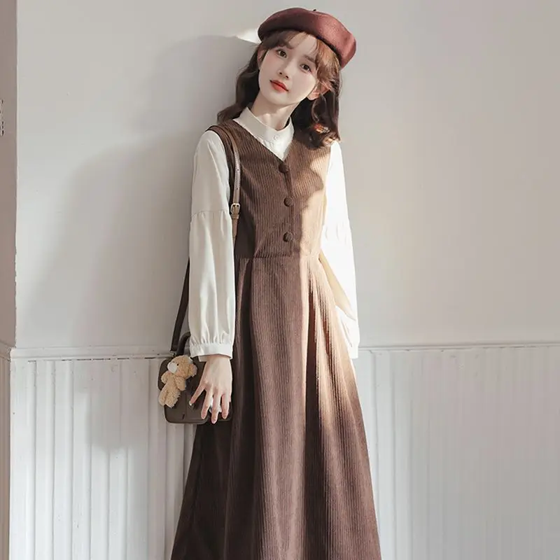 2023 New Vintage Academy Fashion Two Piece Set For Women Spring Autumn Korean Salt Solid Color Shirt Strap Skirt Outfits
2023 New Vintage Academy Fashion Two Piece Set For Women Spring Autumn Korean Salt Solid Color Shirt Strap Skirt Outfits