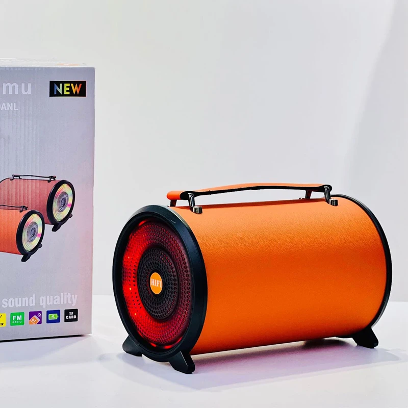 Portable Colorful Lighting Outdoor Fashion Bluetooth Speaker Camping Family Party Heavy Bass Caixa De Som HIFI Sound Quality TF
Portable Colorful Lighting Outdoor Fashion Bluetooth Speaker Camping Family Party Heavy Bass Caixa De Som HIFI Sound Quality TF