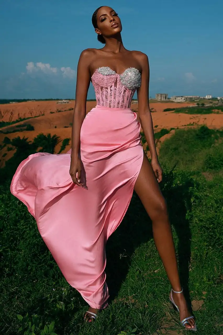 Classic A-Line Sleeveless Front Slit Sweetheart Beaded Prom Dress Bar Party Red Carpet Formal Evening Gown
Classic A-Line Sleeveless Front Slit Sweetheart Beaded Prom Dress Bar Party Red Carpet Formal Evening Gown