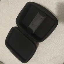 TOMY 50 Uds capacidad Pokemon tarjeta TCG bolsa de almacenamiento de Pokemones juego Pokmon tarjeta de almacenamiento camiseta con caja cargada Lista de Juguetes