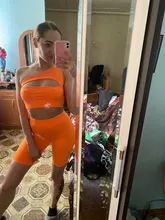 Kliou-Conjunto de dos piezas de color neón para mujer, con apertura top corto, pantalones cortos elásticos de cintura alta, chándal de verano