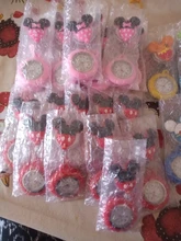 10 unids/lote encantador de la historieta muñecas enfermera retráctil de silicona relojes de bolsillo para Médico del hospital de las mujeres para hombre insignia carrete regalo