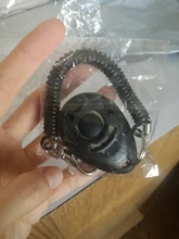 Clicker de entrenamiento para perros de Gato, cadena de llaves sonoras ajustables y correa de muñeca, silbato remoto, 1 ud.