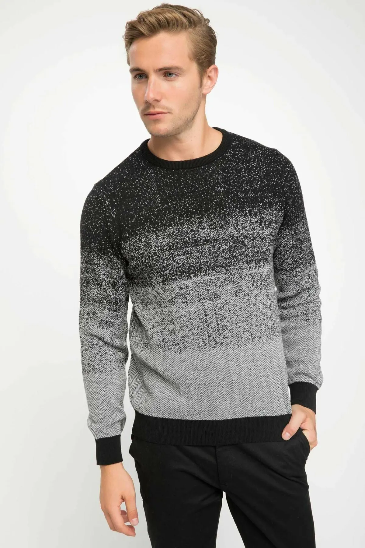 DeFacto Fashion Men Blooming Color Autumn Top Tees Long Sleeve Knitted Male Casual Dark Color Pullover-G1405AZ18WN-G1405AZ18WN 
DeFacto Fashion Men Blooming Color Autumn Top Tees Long Sleeve Knitted Male Casual Dark Color Pullover-G1405AZ18WN-G1405AZ18WN