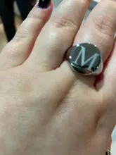 Anillo de acero inoxidable personalizado para mujer, sello de letra con parte superior redonda gruesa, Punk, joyería de moda