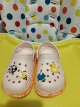 Sandalias con agujeros para niños y niñas, zapatos de playa para interiores, antideslizantes, de fondo suave, novedad de 2020