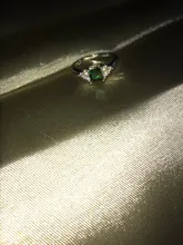 Huitan-anillo de compromiso con Circonia cúbica verde para mujer, sortija, estilo minimalista, sencillo, diseño modesto, para chica