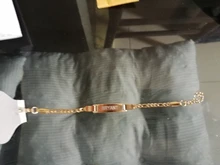 Pulsera personalizada para bebé en color dorado, pulsera con cadena tipo Fígaro personalizable con el nombre del bebé, cierre de seguridad