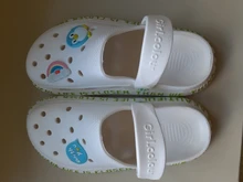 Sandalias de playa para mujer, zapatos de Crocs ligeros de EVA, calzado plano Unisex, zapato colorido, verano, 2021