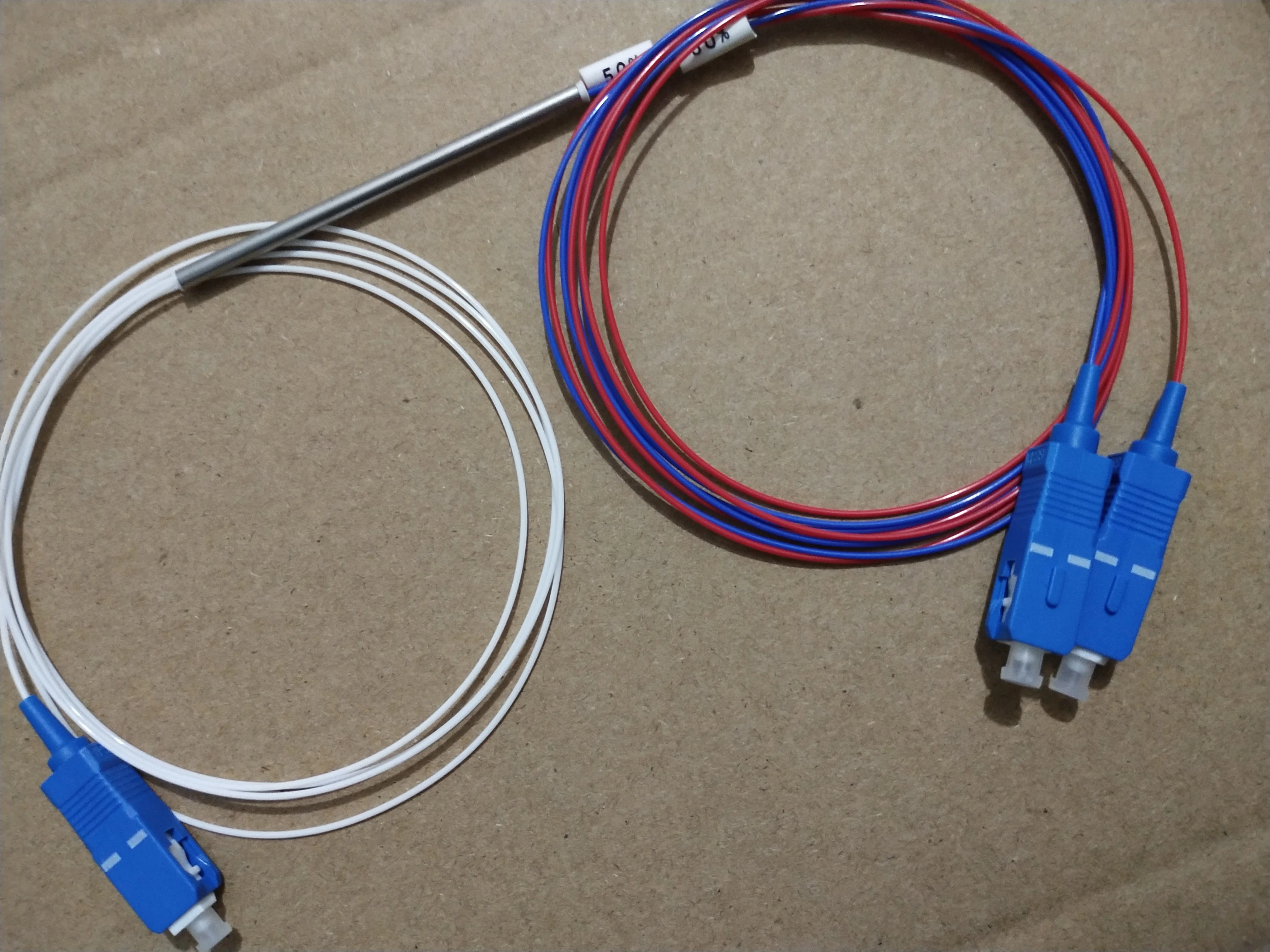 60 шт. FBT Тип 2 Way SC/UPC Оптическое волокно 95/5 1*2 FBT сплиттер FTTH волоконно-оптический 10/90
60 шт. FBT Тип 2 Way SC/UPC Оптическое волокно 95/5 1*2 FBT сплиттер FTTH волоконно-оптический 10/90