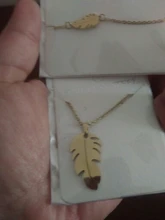 DOTIFI-pulsera de acero inoxidable con plumas para mujer, brazalete femenino de Color dorado y rosa, joyería de compromiso para amantes