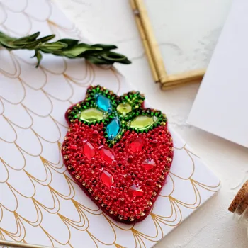 Ad-050 set for embroidery with beads decoration on natures. Artistic canvas 'клубничка' 5,5*7,0 cm
Ad-050 set for embroidery with beads decoration on natures. Artistic canvas 'клубничка' 5,5*7,0 cm