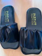 Sandalias de verano para niñas, chanclas plisadas con volantes, de princesa, para baño, natación, interior y exterior