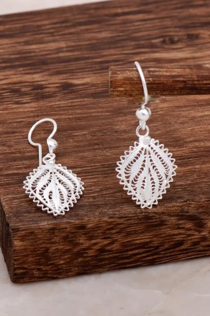 Filigree Design Silver Earring 4639 High Quality Hand Made Original Filigree Silver Jewellery Gift for Women
Filigree Design Silver Earring 4639 High Quality Hand Made Original Filigree Silver Jewellery Gift for Women