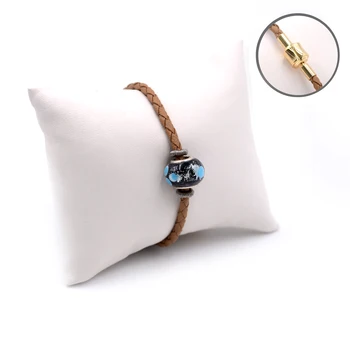 Handmade Ecru Women Silver Bangle Skybpc0109
Handmade Ecru Women Silver Bangle Skybpc0109