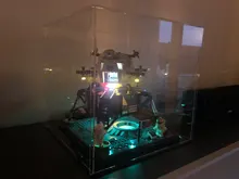 Negro Base clara acrílico vitrina a prueba de polvo juguete modelo de estuche de exposición figuras de acción y coleccionables muñecos de mostrar la caja