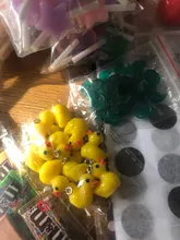 10 uds. De animales de la familia, pequeños abalorios de resina de pato amarillo, colgante de Animal, pendiente artesanal, joyería de moda