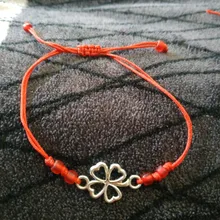 Dijes colgantes de trébol para fabricación de pulseras, TRÉBOL DE LA SUERTE de Color plata antigua, joyería artesanal, amuletos de la suerte, 20 Uds.