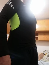 Camiseta de compresión para correr para hombre, de manga corta Camiseta deportiva apretado largo para entrenamiento, camisetas de correr, ropa deportiva de gimnasio de secado rápido rashgard