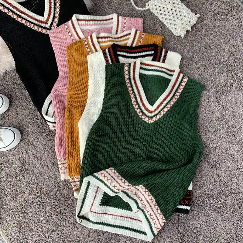 Autumn Female Student Casual Temperament Knitted Pullover Vest Contrast Color Sleeveless V-neck Sweater Vest 2019 autumn
Autumn Female Student Casual Temperament Knitted Pullover Vest Contrast Color Sleeveless V-neck Sweater Vest 2019 autumn