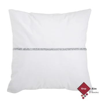 F. White CAPR ANTILO Cushion Velvet With Shiny
F. White CAPR ANTILO Cushion Velvet With Shiny