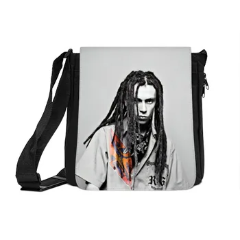 Dezl shoulder bag
Dezl shoulder bag