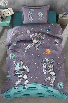 Single Quilted Duvet Cover Set Made of 100% Cotton Yarn
Single Quilted Duvet Cover Set Made of 100% Cotton Yarn