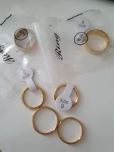 SHOUMAN-anillos de acero inoxidable con cristal para hombre y mujer, Color dorado, para boda, abalorio de nombre personalizado, regalo