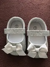 Zapatos de cuna para niño niña recién nacido, zapatillas de suela para bebés con lazo suave, bonitos zapatos de lona para primeros pasos de 0 a 18M, 2019
