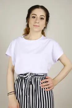 Women's Round Collar Bat Sleeve Cotton Body
Women's Round Collar Bat Sleeve Cotton Body