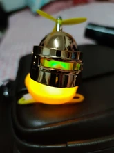 Adorno de pato de goma de juguete para coche, adorno amarillo para salpicadero de coche, con hélice