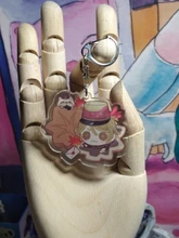 LLavero de acrílico con forma de V para hombre y mujer, llavero con colgante de juego, llavero para niños, joyería