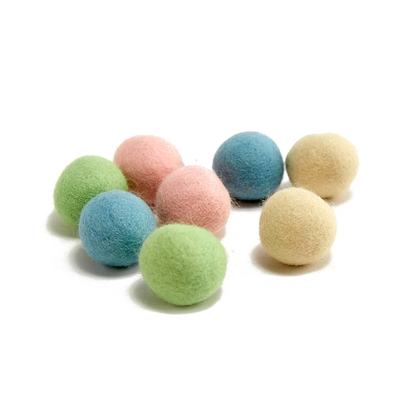 Cat Toy Felt Balls with Bell inside Interactive Toy for Kitten Assorted Color 4-Pack
Cat Toy Felt Balls with Bell inside Interactive Toy for Kitten Assorted Color 4-Pack