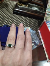 Huitan-anillo de compromiso con Circonia cúbica verde para mujer, sortija, estilo minimalista, sencillo, diseño modesto, para chica