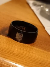 Anillo de acero inoxidable con diseño de alas de la libertad para hombre y mujer, sortija de 8mm, color negro, plateado, para Fans de Anime