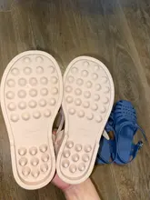 2021 niños sandalias bebé niña suave antideslizante zapatos de princesa zapatos dulces zapatos Jelly de playa niños Casual romano zapatillas tamaño de cheque