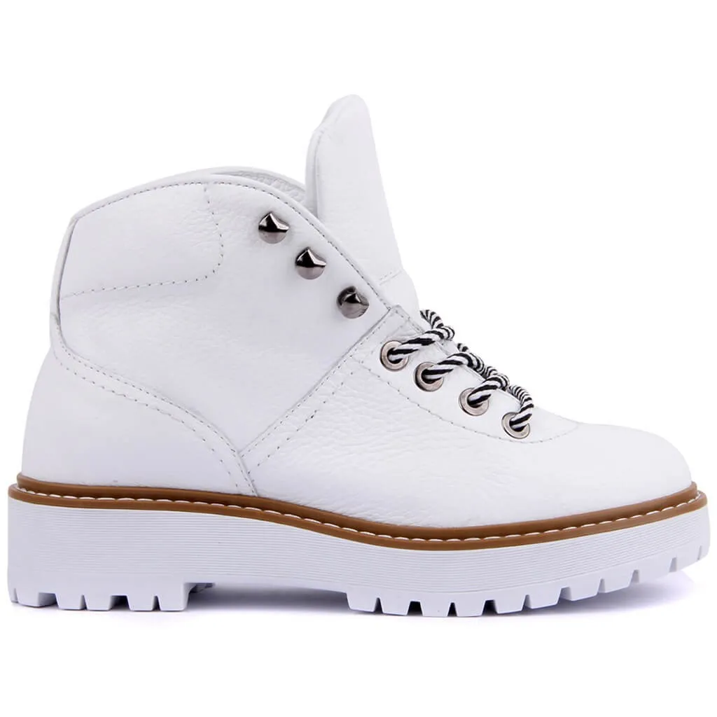 Sail-Lakers White Leather Lace-Up Women Boots Casual Shoes
Sail-Lakers White Leather Lace-Up Women Boots Casual Shoes