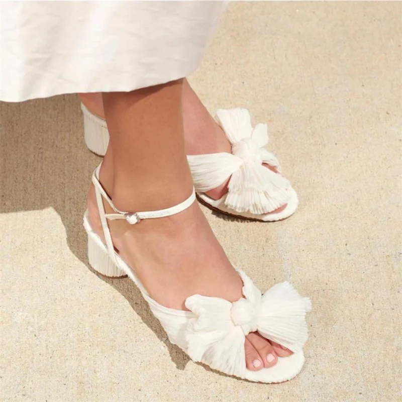 2023 Summer Brand Luxury Designer High Quality Open Peep Toe Bowknot High Heels Party Dress Wedding Women Sandals 
2023 Summer Brand Luxury Designer High Quality Open Peep Toe Bowknot High Heels Party Dress Wedding Women Sandals