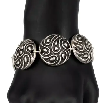 Jewelry bracelet otokodesign 55788 (silver, carabiner, jewelery alloy)
Jewelry bracelet otokodesign 55788 (silver, carabiner, jewelery alloy)