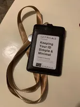 Soporte de tarjeta de identificación de negocios, placa de cuero genuino de calidad superior con cordón, opciones multicolor (tamaño estándar)