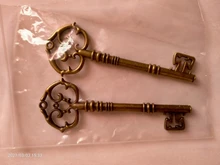 83x31mm 2pcs Bronce Verde Oro Colores Color plata antigua Llave chapada Hechos a mano Colgante: DIY para collar de pulsera