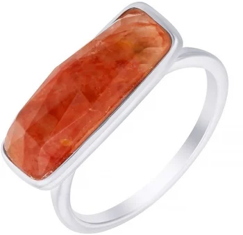 Jay VI ring with silver quartz 
Jay VI ring with silver quartz