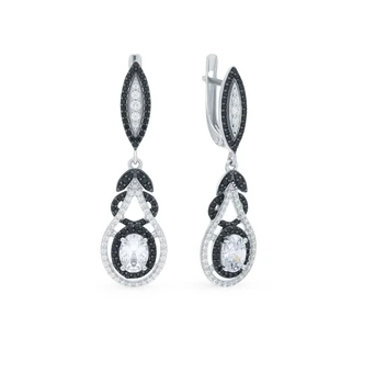 Silver earrings with cubic zirconia sunlight sample 925 test 
Silver earrings with cubic zirconia sunlight sample 925 test