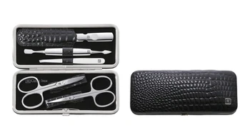 Manicure set manicure twinox, Inox, 5 Ave, black, finishing "crocodile" 97507-004 Zwilling J.A. Henckels
Manicure set manicure twinox, Inox, 5 Ave, black, finishing "crocodile" 97507-004 Zwilling J.A. Henckels