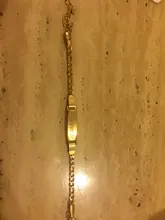 Pulsera personalizada para bebé en color dorado, pulsera con cadena tipo Fígaro personalizable con el nombre del bebé, cierre de seguridad